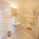Grandhotel Garni Hotel 4*