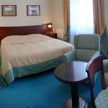호텔 Grandhotel Garni