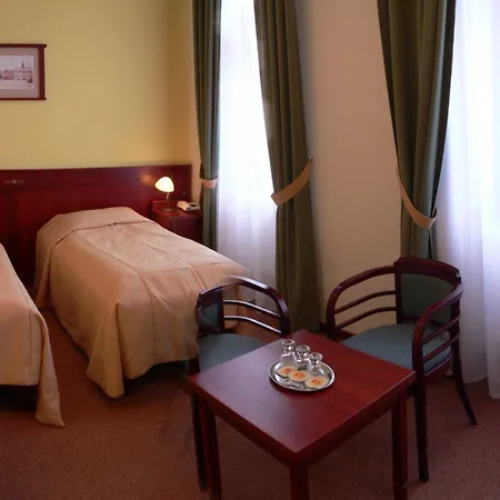 Grandhotel Garni 4*