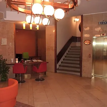Grandhotel Garni 4*