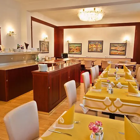Grandhotel Garni 이흘라바