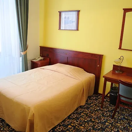 Grandhotel Garni 호텔 이흘라바