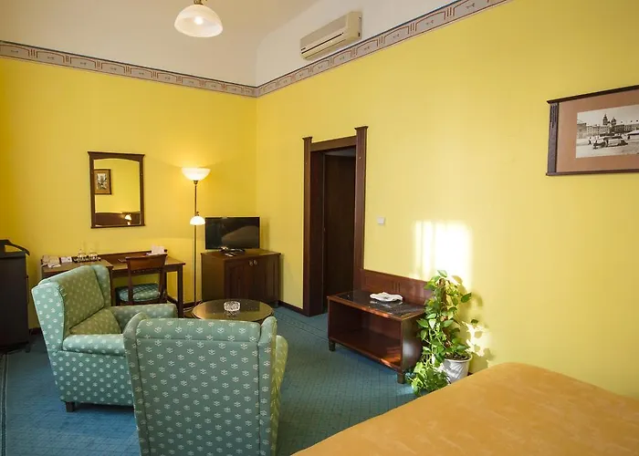 Otel Grandhotel Garni 4*